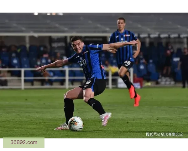 官方：皇家贝蒂斯与前锋鲁伊瓦尔续约至2028年